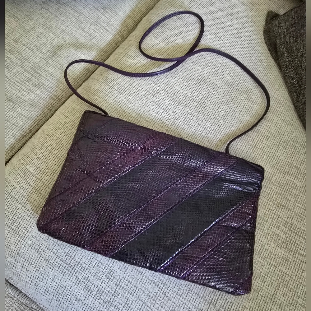 Romay vintage purple snakeskin clutch /shoulder bag